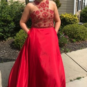 Sherri hill prom dress